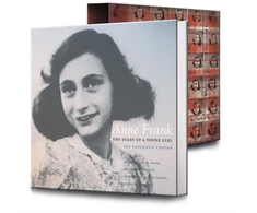 KNYGA Anne Frank Diary of a Young Girl (H/B slipcase)