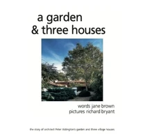 KNYGA Bookshop Garden and Three Houses