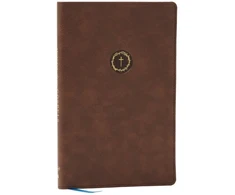 KNYGA Bookshop Spurgeon and the Gospels: The Gospels with Devotions from Charles Spurgeon (NKJV, Brown Leathersoft, Comfort Print)