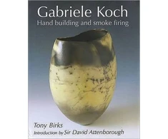 KNYGA Bookshop Gabriele Koch - Hand Building and Smoke Firing