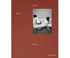 KNYGA Katrin Koenning between the skin and sea