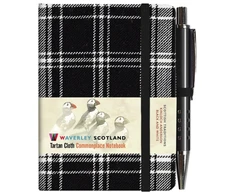 KNYGA MINI &amp; PEN 10.5CM x 7CM Waverley S.T. (S): Juodas &amp; Baltas Mini with Pen Pocket Genuine Tartan Cloth Commonplace Notebook