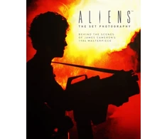 KNYGA Simon Ward Aliens: The Set Photography