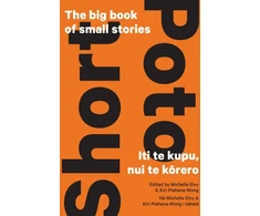KNYGA Bookshop Short — Poto