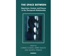 KNYGA Bookshop Space Between