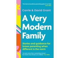 KNYGA Carrie Grant Very Modern Family