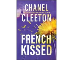 KNYGA Chanel Cleeton French Kissed