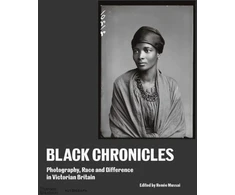 KNYGA Renee Mussai Juodas Chronicles