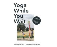 KNYGA Yoga While You Wait