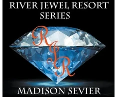 KNYGA Bookshop River Jewel Resort Box Set, Books 1-4