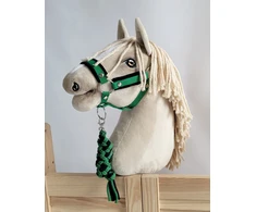 Super Hobby Horse Hobio žirgo kantaras A3 su juodu kailiu ir juoda-žalia pavadėliu