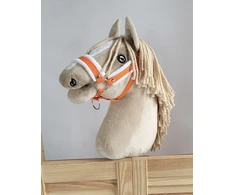 Super Hobby Horse Reguliuojamas kantaras hobi arkliukui – oranžinis su balta pūkine apdaila