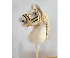 Super Hobby Horse Reguliuojamas kantaras hobi arkliukui A3 – medaus geltonumo su juoda pūkuota apdaila