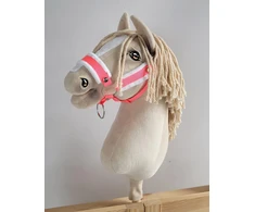 Super Hobby Horse Reguliuojamas kantaras hobi arkliukui – neoninis rožinis su balta pūkine apdaila