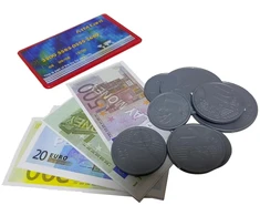 Parduotuvės kasa su skaitytuvu ir skaičiuotuvu