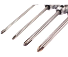 Rinkinys keturių kryžminių atsuktuvų 3,5–5,8 mm