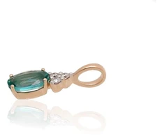Diamond Sky Jewelry Auksinis pakabukas su deimantais ir smaragdais „Notika X“