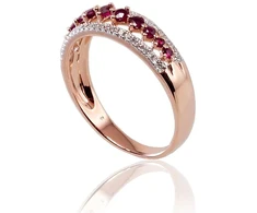 Diamond Sky Jewelry Auksinis žiedas su deimantais ir rubinais „Kamelija II“