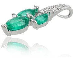 Diamond Sky Jewelry Balto aukso 585 prabos pakabukas su deimantais ir smaragdais „Emerald Vine“