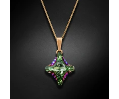 Diamond Sky Jewelry Pakabukas „Crystal Rhombus II (Peridot Scarabaeus Žalias)“ su Swarovski® kristalais