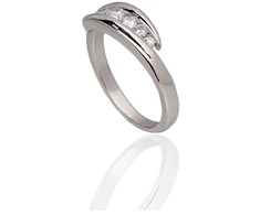 Diamond Sky Jewelry Sidabrinis žiedas su cirkoniais „Kamelija II“
