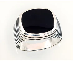 Diamond Sky Jewelry Vyriškas sidabrinis žiedas su oniksu „Maximilian V“
