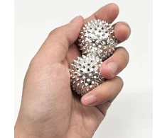 2 magnetinių masažinių kamuoliukų ežiuko kamuoliukas ir 3 masažiniai žiedai, magnetiniai akupresūros kamuoliukai, akupunktūriniai masažiniai kamuoliukai, jogos kamuoliukas streso mažinimo masažui (sidabrinis)