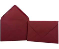 50 Din B6 vokų, tamsiai raudoni su rievėta struktūra, 12,5 x 17,5 cm, 100 g/m², drėgnas klijavimas Kalėdų atvirukams, sveikinimo atvirukams, kvietimams