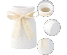 Balta keraminė vaza 15 cm, moderni dekoratyvinė