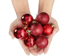 Belle Vous raudoni kalėdiniai eglutės žaisliukai, plastikiniai papuošimai (48 vnt.) - 3 cm - 16 matinių blizgučių kalėdinių eglutės žaisliukų su virvele pakabinimui ant kalėdinės eglutės