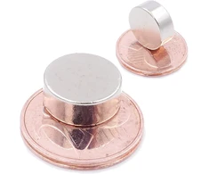 Brudazon 10 mini diskiniai magnetai 12 x 5 mm N52 stipriausio lygio neodimio magnetai itin stiprūs magnetai modelių gamybai, nuotraukoms, lentoms, skelbimų lentoms, šaldytuvams, rankdarbiams, itin stiprus magnetinis diskas