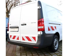 Din 30710 automobilio įspėjamasis ženklas kaip magnetinė plėvelė 141 mm x 564 mm atspindintis magnetas 2 x rodyklė į dešinę 2 x rodyklė į kairę