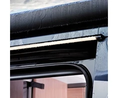 Ducato šoninių durų lietaus latakas Led Dometic