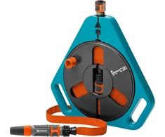 Gardena Classic roll-fix plokščia žarna 20 su kasete: vietą taupanti žarnos kasetė su vandens žarna (ø 12 mm kasetėje), automatinis saugos įtaisas, įskaitant švirkštą, su prijungimo įtaisais (757-20)