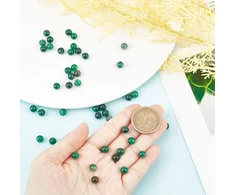 Gomakerer Apie 128 vienetų apvalių smaragdinių karoliukų, 6,5 mm smaragdo kvarco karoliukai, natūralaus brangakmenio karoliukai, apvalūs akmens karoliukai, lygūs rutuliniai karoliukai, laisvi tarpiniai karoliukai "pasidaryk pats" papuošalų gamybai