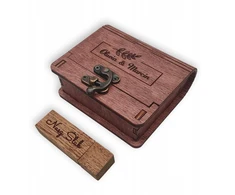 GoodRam Pendrive 32gb 3.0 su medine dėžute ir graviravimu, puiki dovana