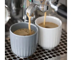 Kähler Hammershøi espresso puodelis 10 cl, legendinis daniškas dizainas, nesenstantis baltas