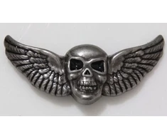 Kaukolė su sparnais skull 3d ženklelis ant varžto