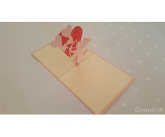 Kupidonas šaudo širdimis, 3d Valentino dienos atvirukas