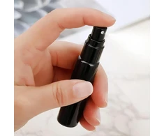 Kvepalų atomizatorius, daugkartinio naudojimo, 100 vnt. pakuotė, 2 ml, kelioninis mini purškiamas buteliukas, kvepalų buteliukas, tuščias purškiamas buteliukas, mažas buteliukas, plastikinis purškiamas buteliukas su etikete, skirtas kelionėms (juodas)