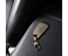 Kwmobile Raktų dėklas Vw Golf 8 3 mygtukams, rudas dirbtinės odos