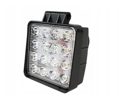 Led halogeninė lempa 16 x 3 W galinga 48 W tralui, pagalbai