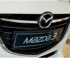 Mazda 3 Iii Bm 2013-2018 grillio apdailos juostelės