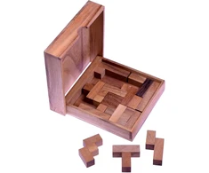 Medinė "pentomino" dėlionė: intelektualus žaidimas