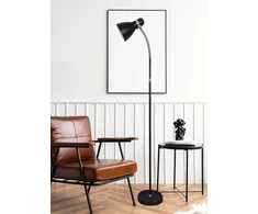 Lova Megara metalinis grindinio šviestuvo pagrindas svetainei, 155 cm aukščio, E-27 lizdas (lemputė neįtraukta), stilingas grindinis šviestuvas jaukiai atmosferai svetainėje arba miegamajame (juodas)