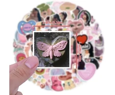 Melanie Martinez lipdukai, 50 vnt. Singer Idol lipdukų rinkinys, estetiniai viniliniai vandeniui atsparūs lipdukai nešiojamam kompiuteriui, bagažui, riedlentei, gitarai, mergaitėms ir suaugusiems
