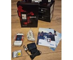 Dėklas Nokia 5200 Baltas/red Naujas! Komplektai! Unikalus! Be užrakto!