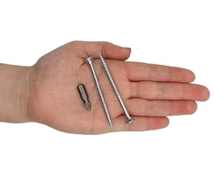 Pakuotė 100 vnt. galvanizuoto plieno 5.0 x 70 mm medvaržčių su daliniu sriegiu, pozi galvute, įleidžiami medienos drožlių plokštės varžtai (100, 5.0 x 70 mm)