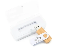 Pendrive 128 Gb Usb 3.0 su graviravimu Komunijai, medinis