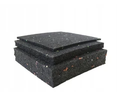 Reisser izoliacinė tarpinė tarp medžio ir betono 3 mm 90x90 mm